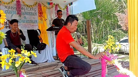 Sarap Gumiling Si Idol Arnie .